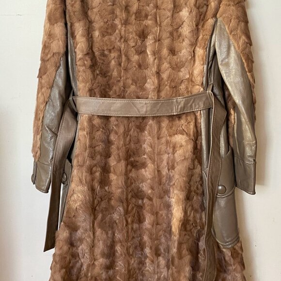 Vintage 1970s /Fashion coat / Gray Leather /Mink fur coat / Medium large/ Winter - Picture 3 of 10